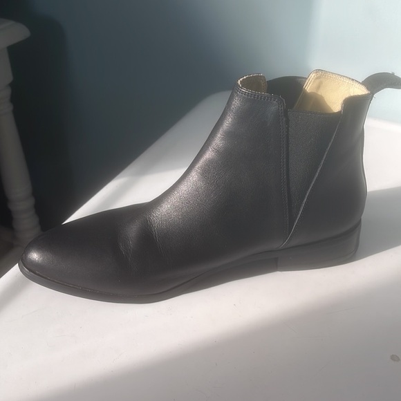 Nisolo Chelsea Boot - Picture 7 of 8
